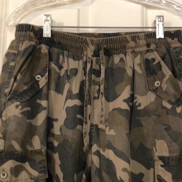 Camo Cargo Pants - Picture 2 of 7